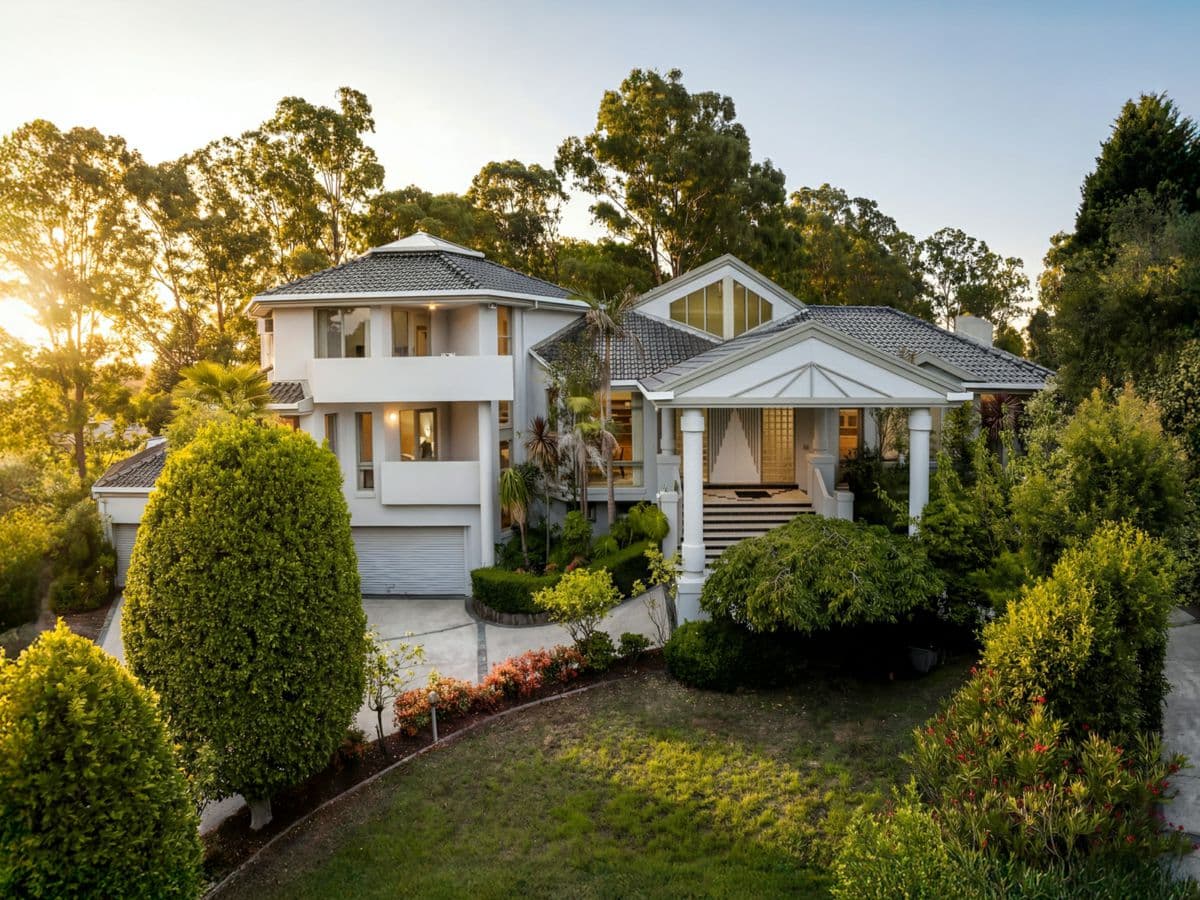 10 Pygmalion Rise, WARRANDYTE, Warrandyte - Image 1