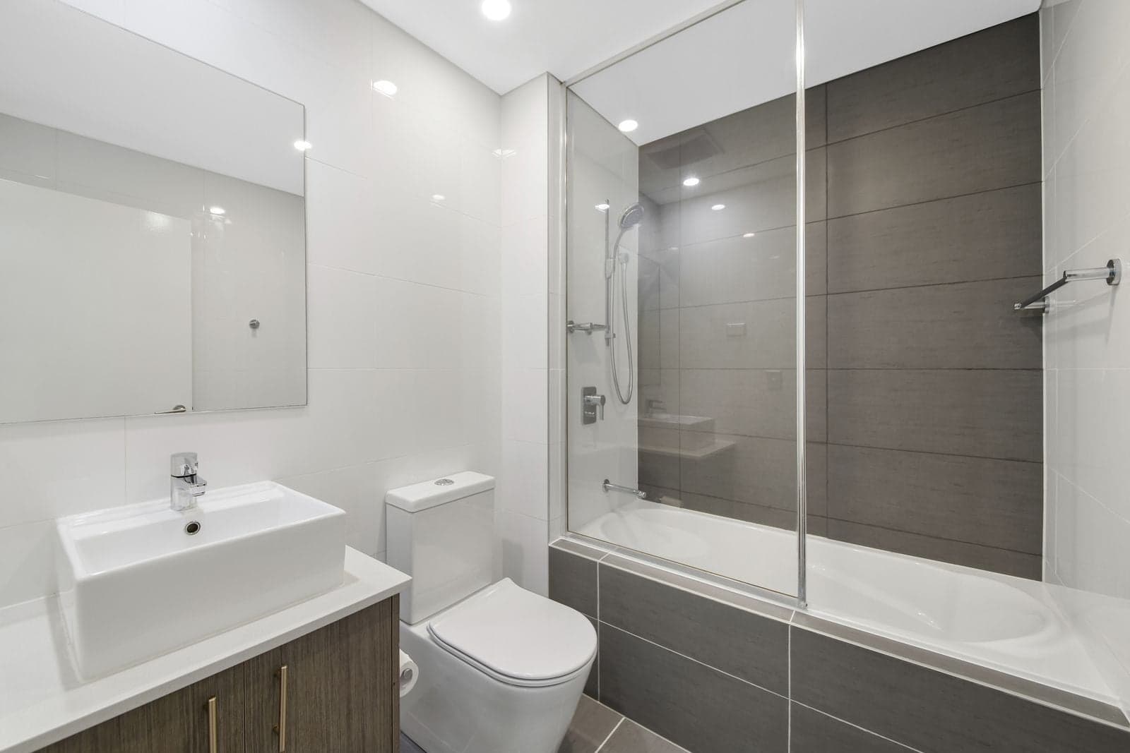 4/42-44 Park Avenue, Hornsby, Hornsby - Image 1