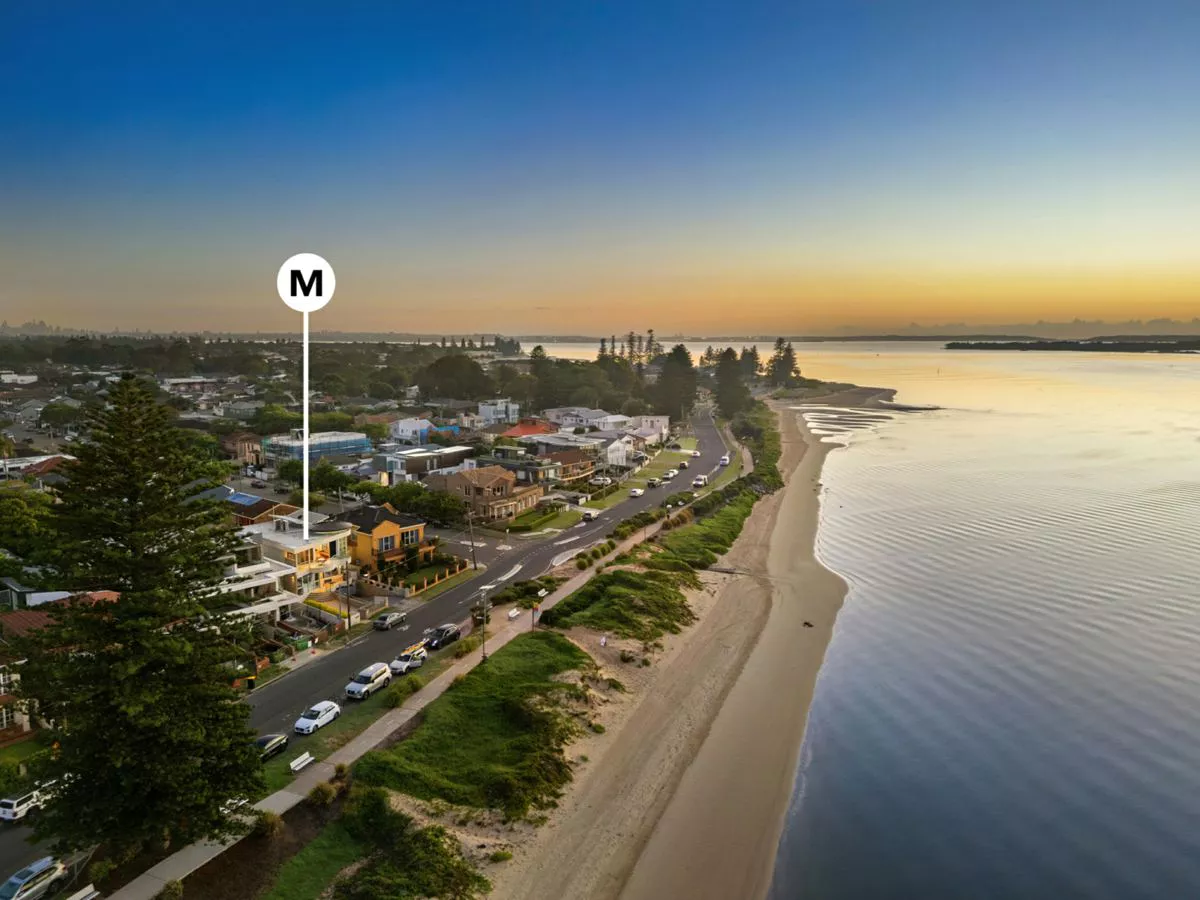 28 Riverside Drive, SANS SOUCI, Sans Souci - Image 1