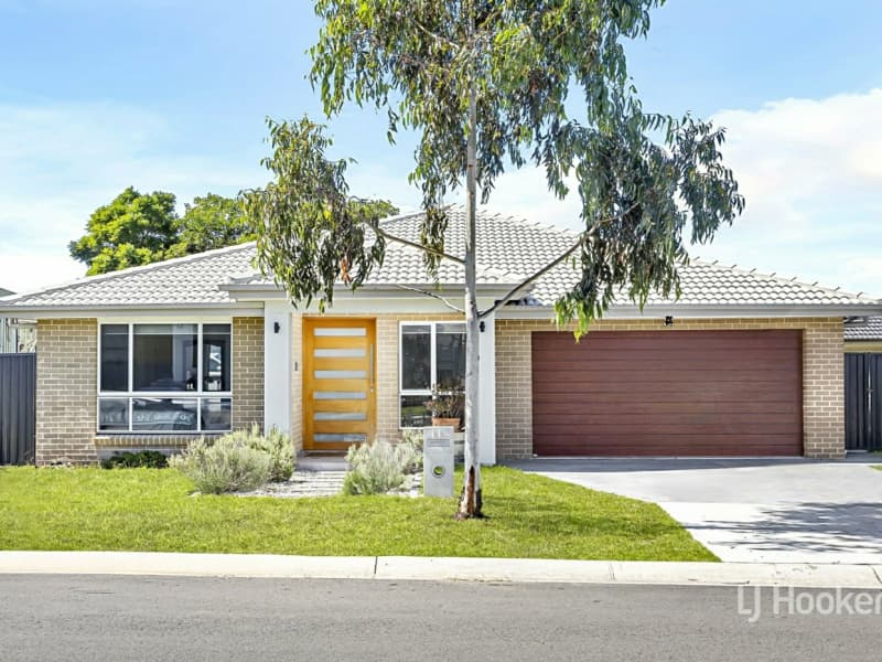 11 Dulcimere Street, Tahmoor, Tahmoor - Image 1