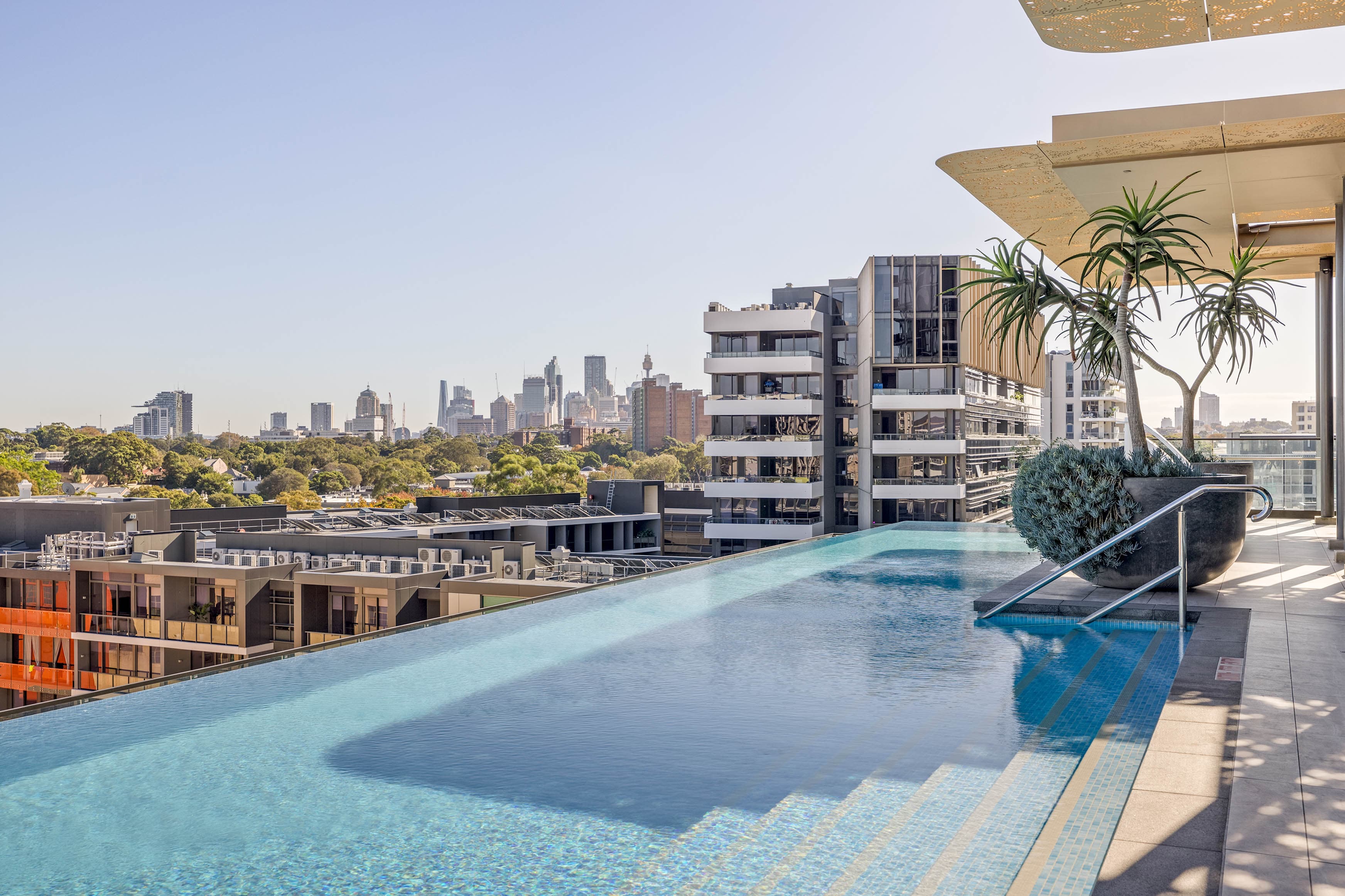 202/19 Dunkerley Place, Waterloo - Image 1