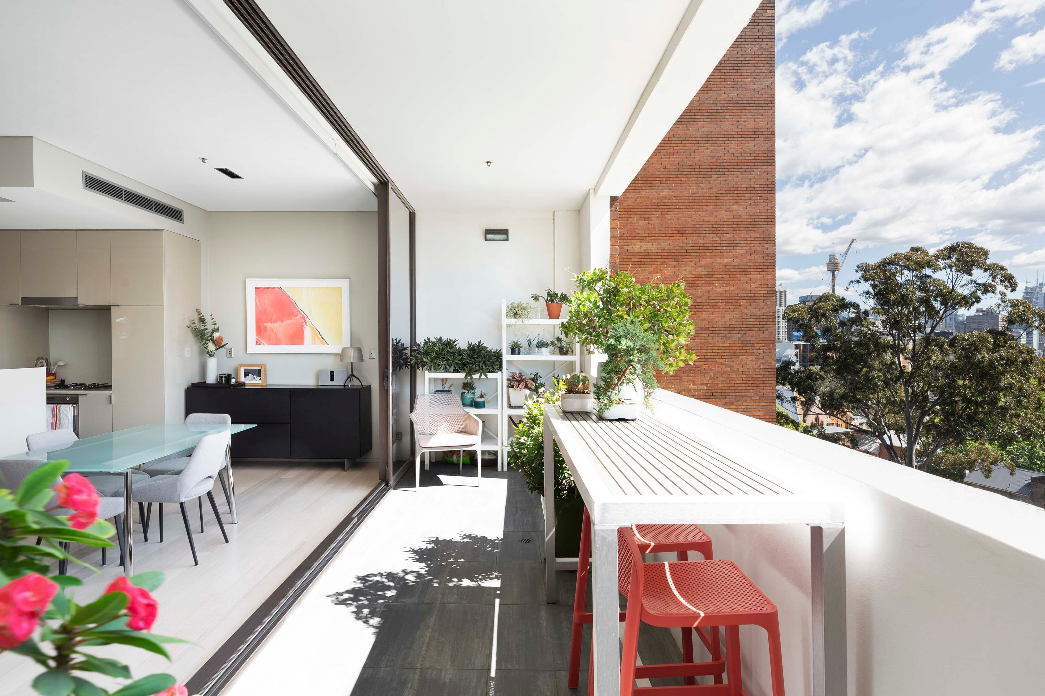 504/437 Bourke Street, Surry Hills - Image 1