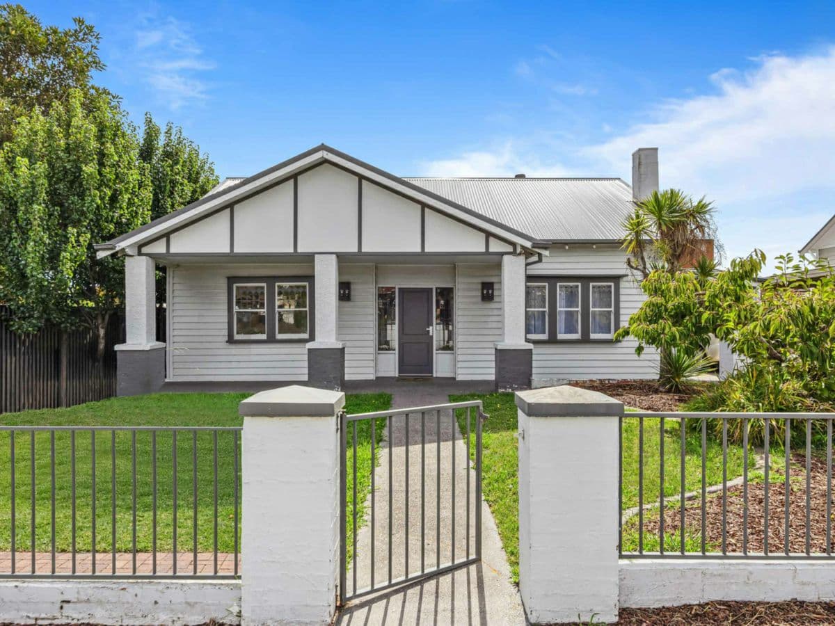 1106 Gregory Street, LAKE WENDOUREE, Lake Wendouree - Image 1