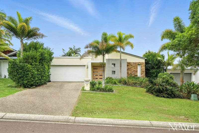 31 Balgownie Drive, Peregian Springs - Image 1