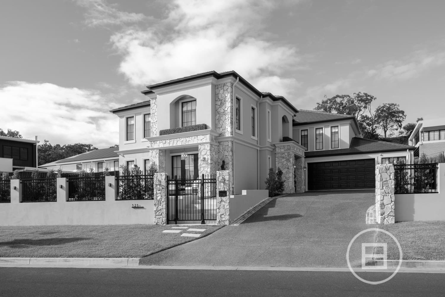 121 Cowell Drive, BURLEIGH HEADS, QLD, Burleigh Heads - Image 1
