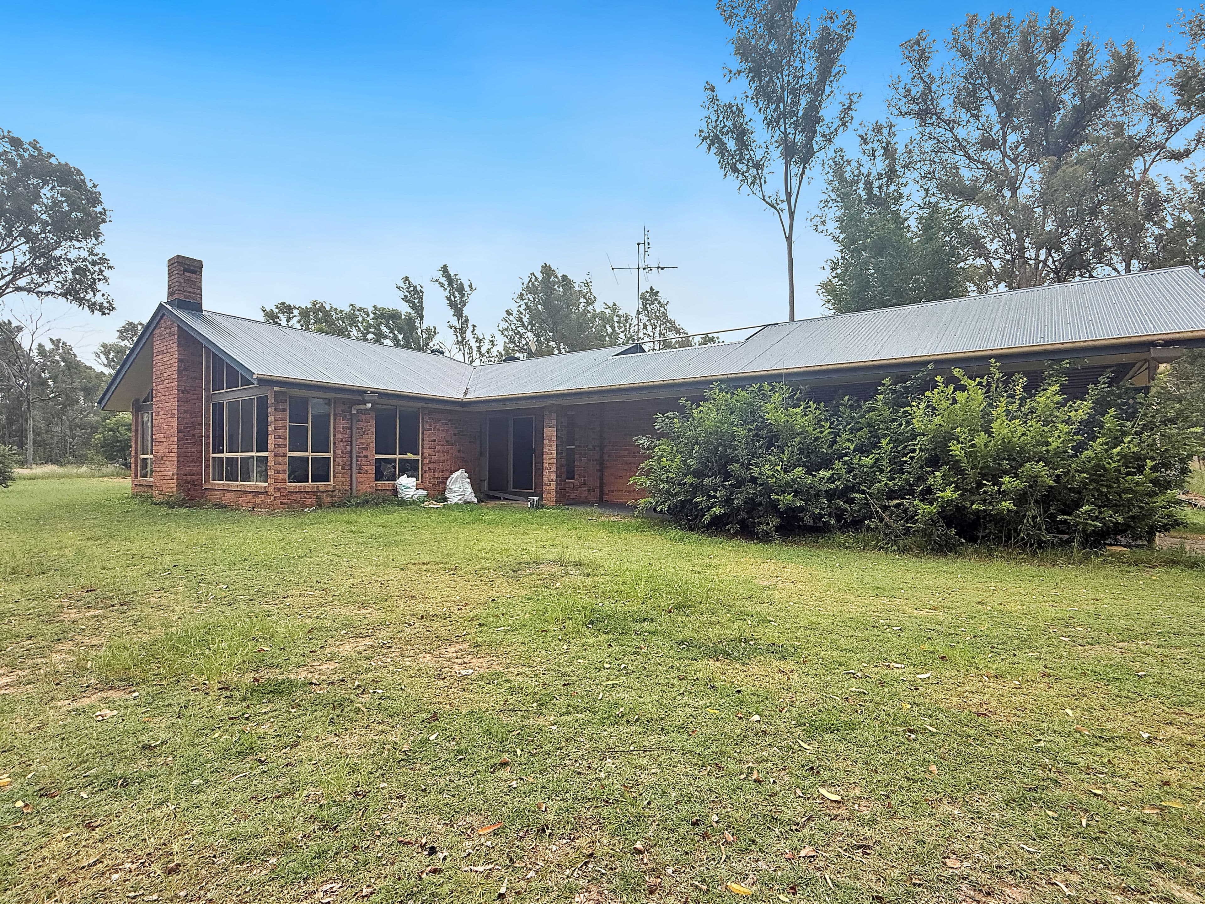 190 Edinburgh Drive, Mount Hallen QLD 4312, Mount Hallen - Image 1