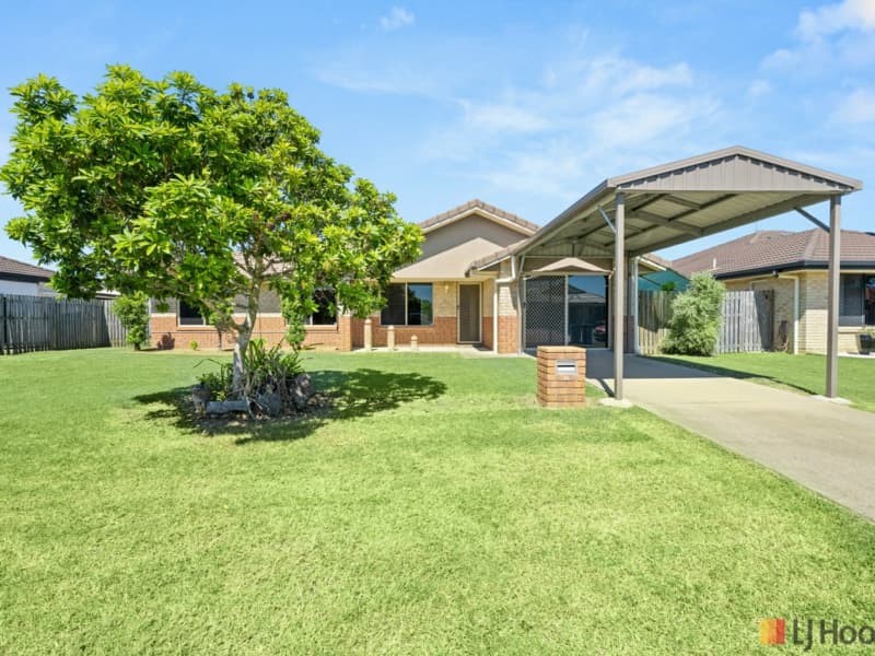11 Bronton Way, Point Vernon, Point Vernon - Image 1