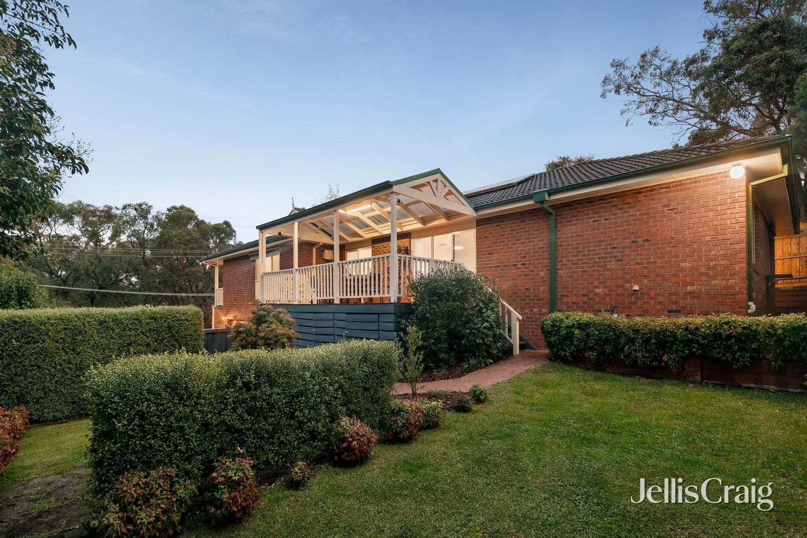 44 Eskdale Drive, Croydon Hills, Croydon Hills - Image 1