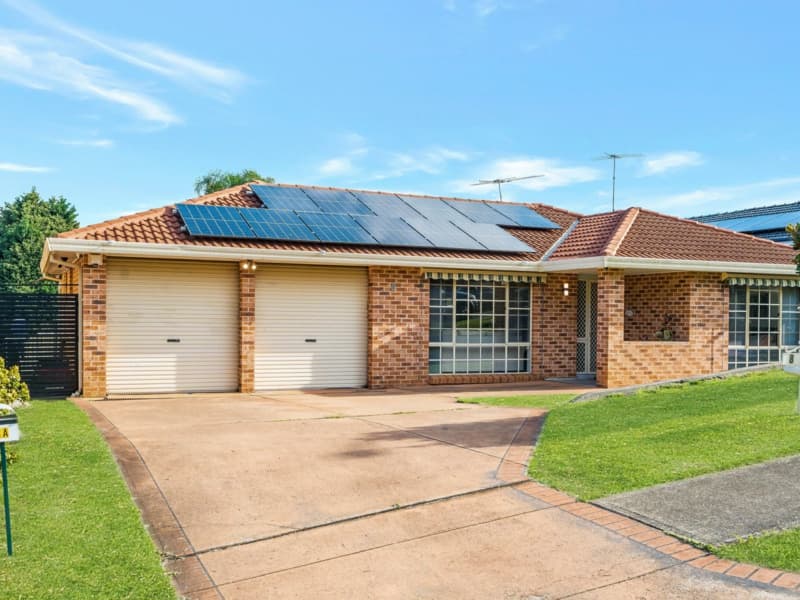 8 Robin Street, Hinchinbrook, Hinchinbrook - Image 1