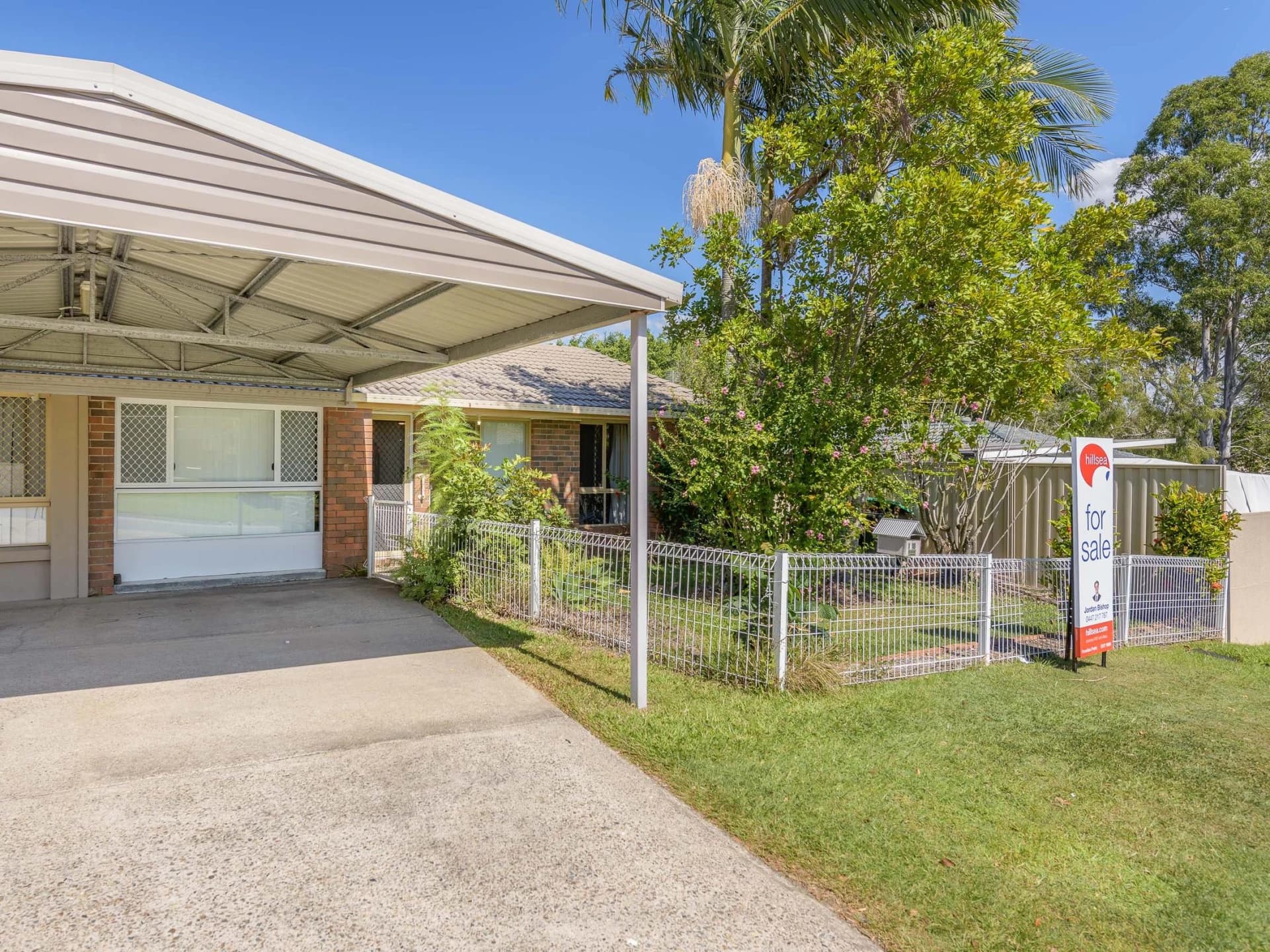1 / 18 Orkney Place, Labrador QLD 4215, Labrador - Image 1
