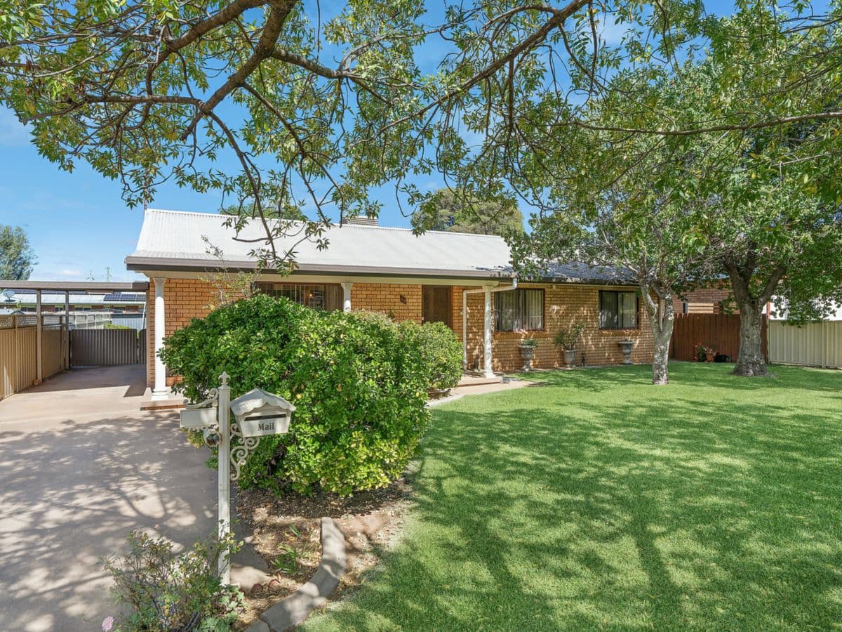 44 McDonnell Street, FORBES, Forbes - Image 1