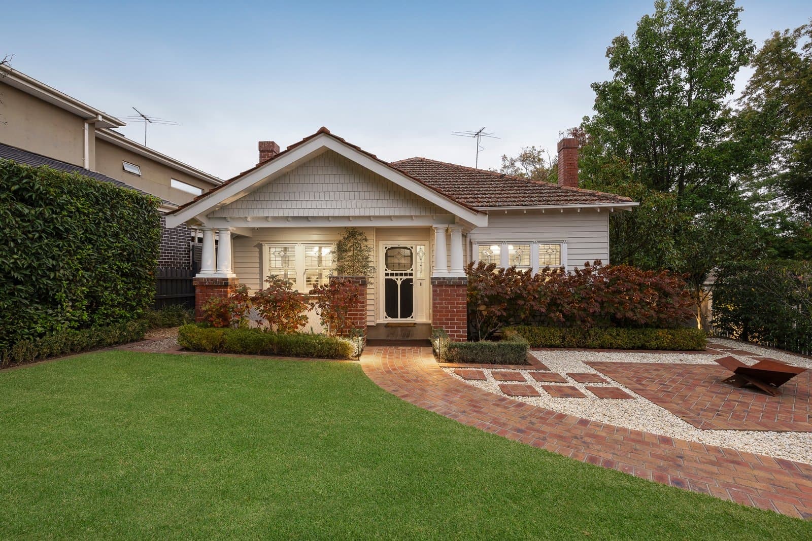 6 Through Road, Camberwell - Image 1