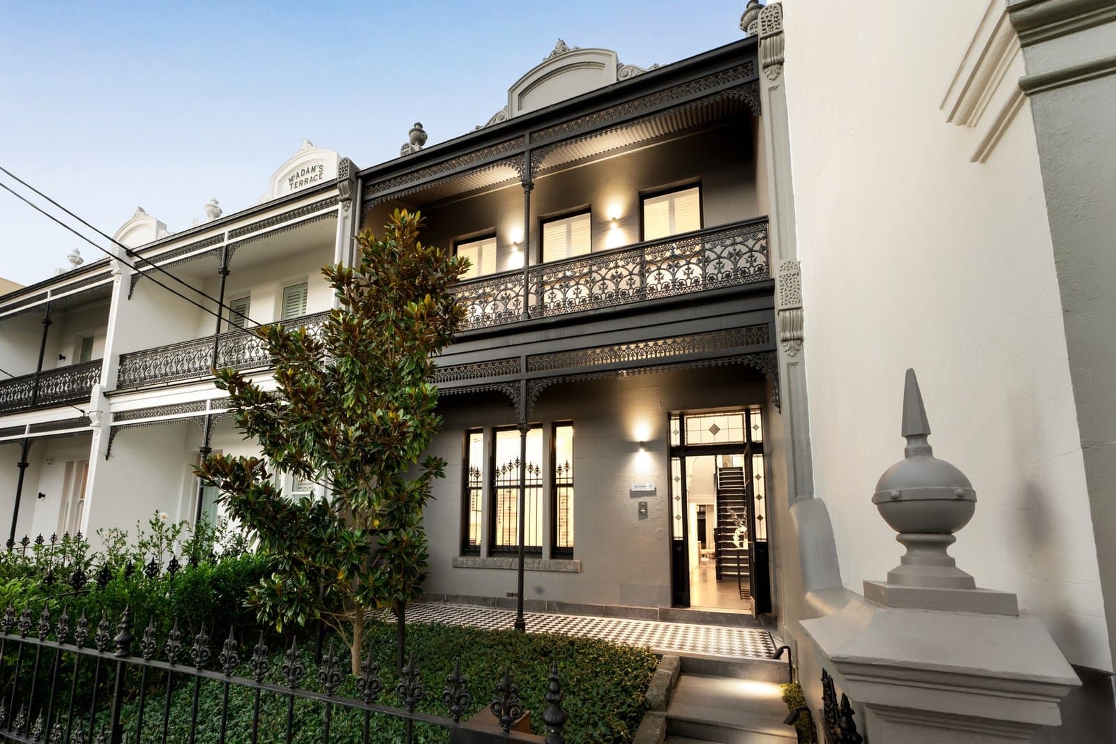 90 Bridport Street, Albert Park - Image 1