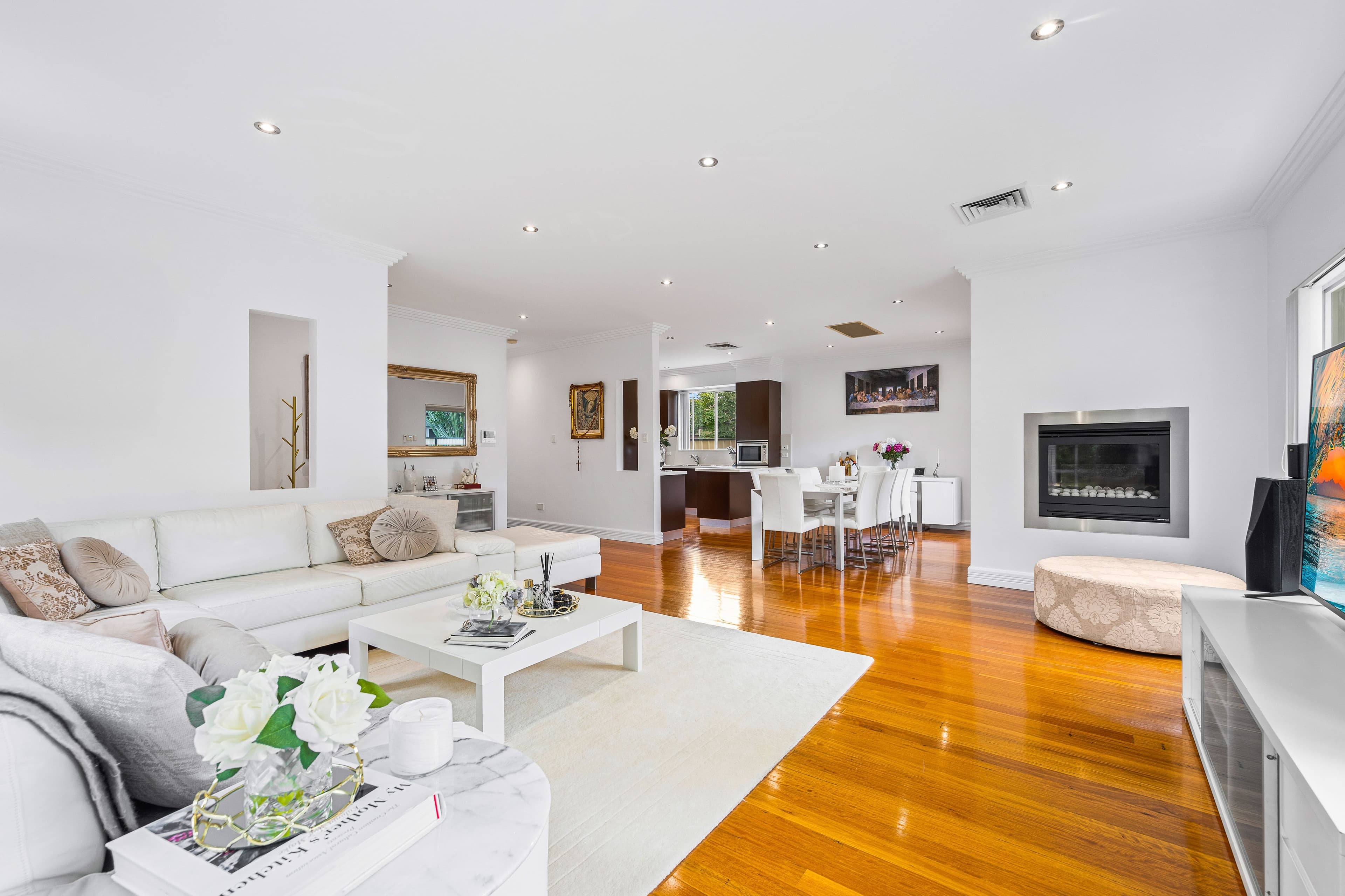 60 Vivienne Street, Kingsgrove NSW 2208, Kingsgrove - Image 1