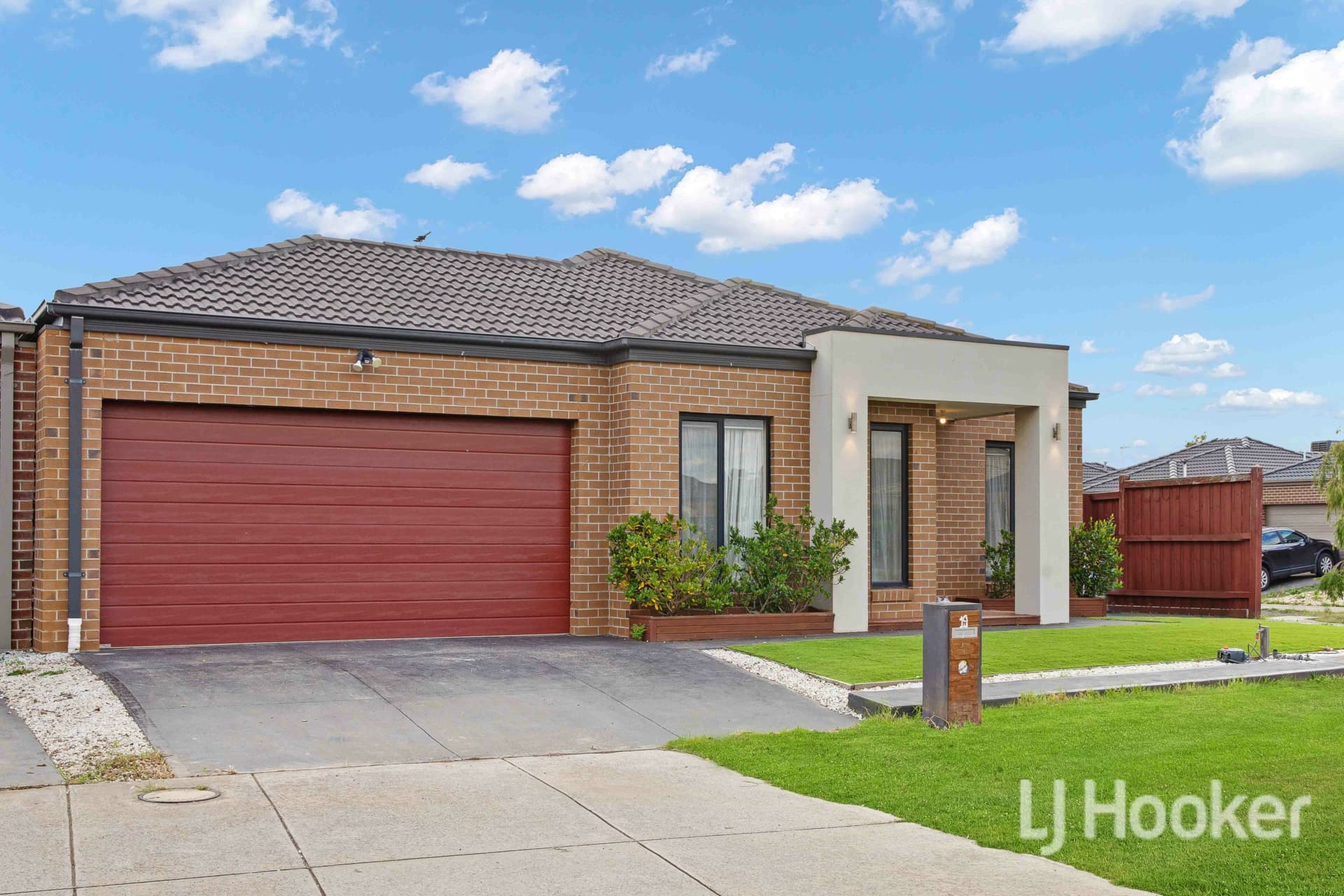 19 Leyana Crescent, Brookfield, Brookfield - Image 1