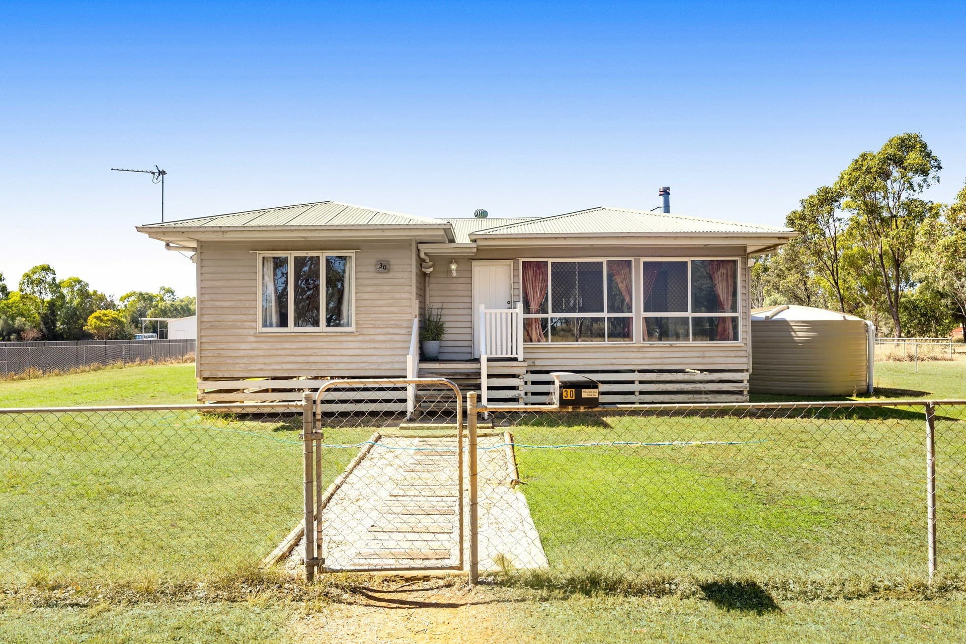 30 Ramsay Street, Oakey, Oakey - Image 1