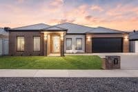 18 Roycroft Street, Baranduda VIC, Baranduda - Image 1