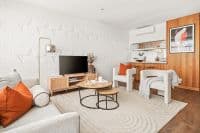 2/124-125 Station Street, Aspendale VIC, Aspendale - Image 1