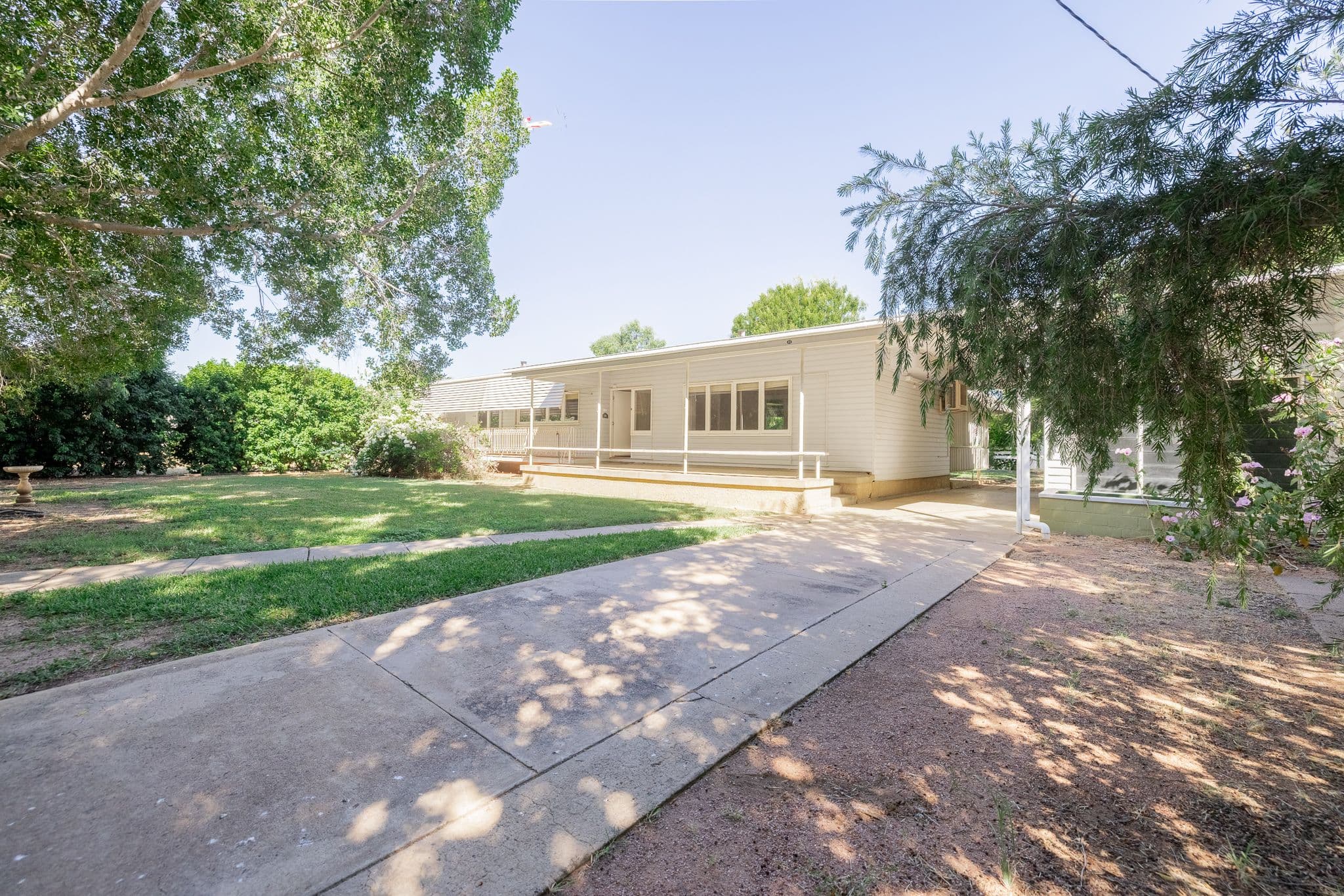 23 Ilfracombe Road, Longreach QLD 4730, Longreach - Image 1
