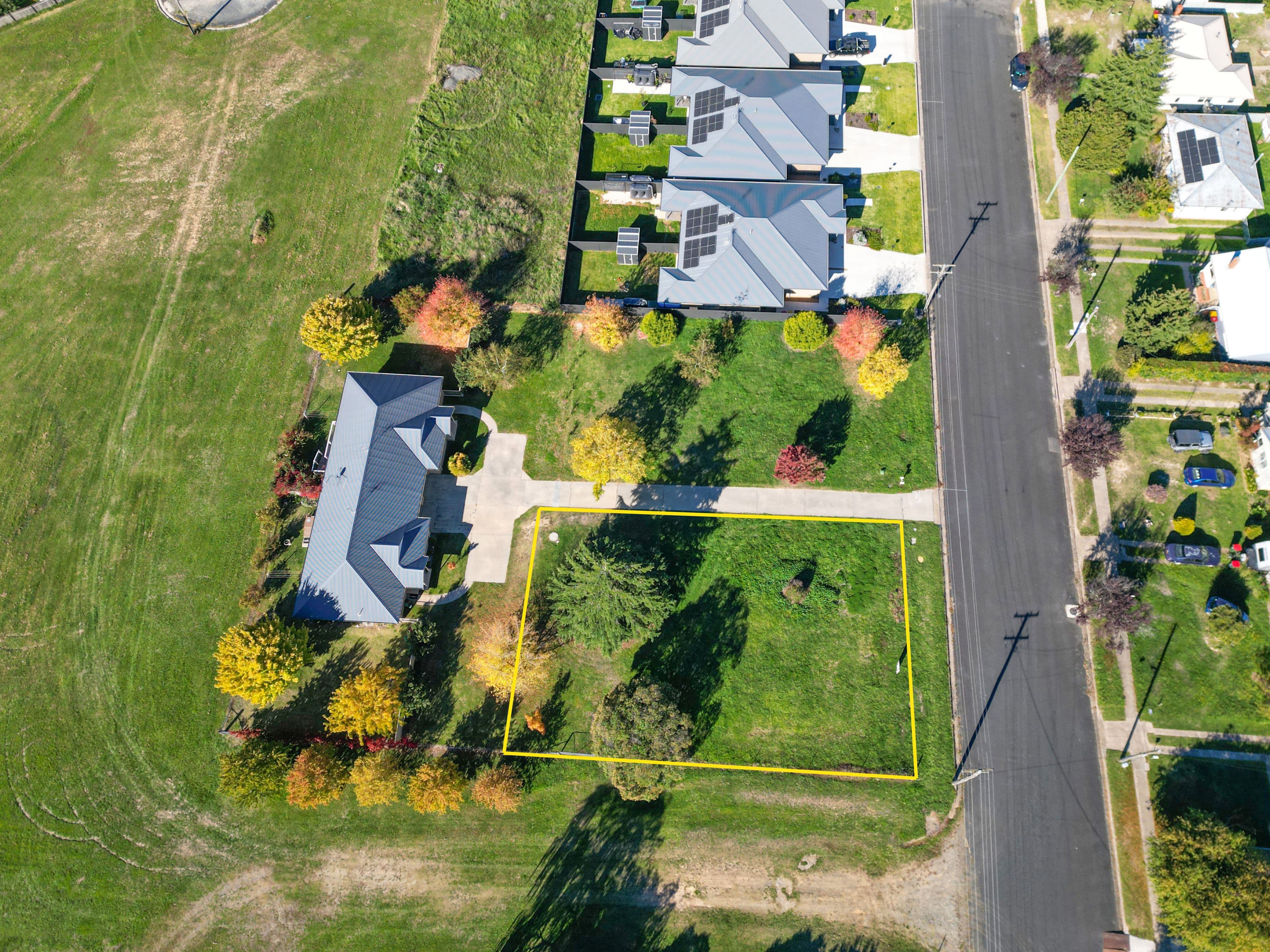 9C Frape Street, Blayney NSW 2799, Blayney - Image 1