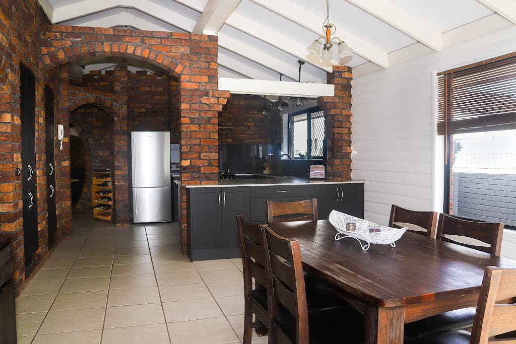 18 Myrtle Court, Palm Beach, QLD, 4221, Palm Beach - Image 1
