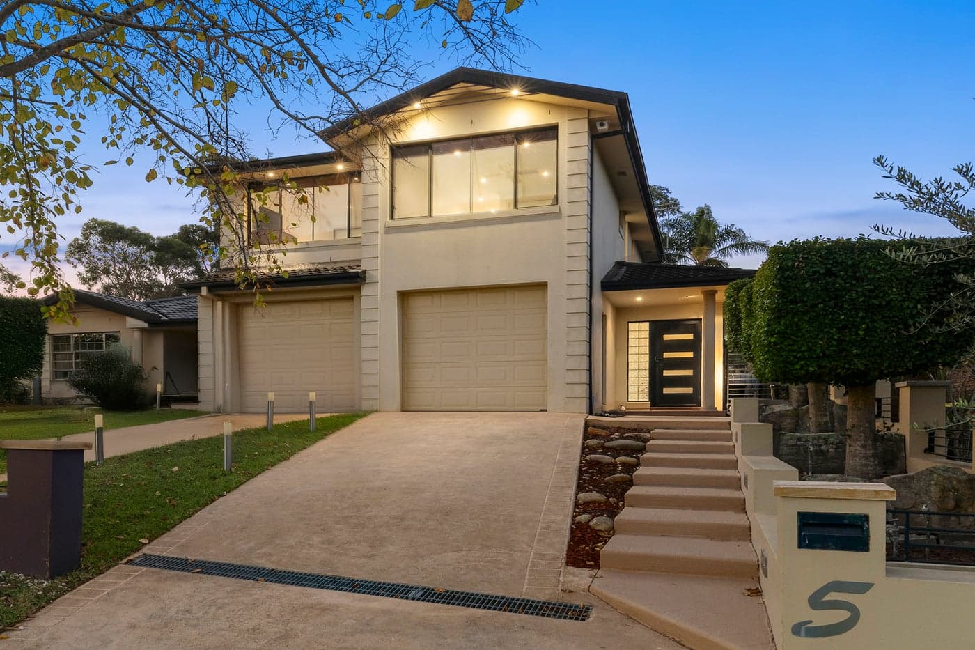 5 Dapto Place, Bangor - Image 1