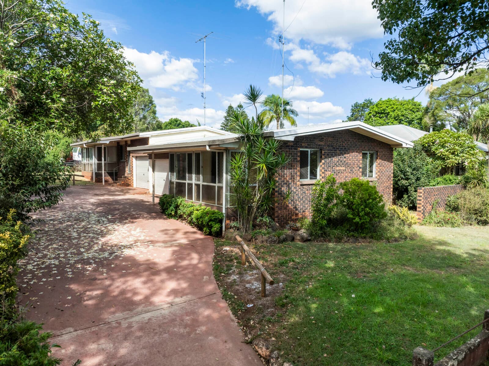 1 & 2/212 Ruthven Street North Toowoomba QLD 4350, North Toowoomba - Image 1