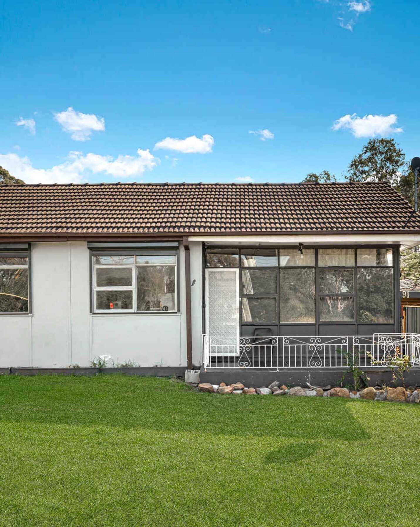 91 Melbourne Street Oxley Park, Park - Image 1
