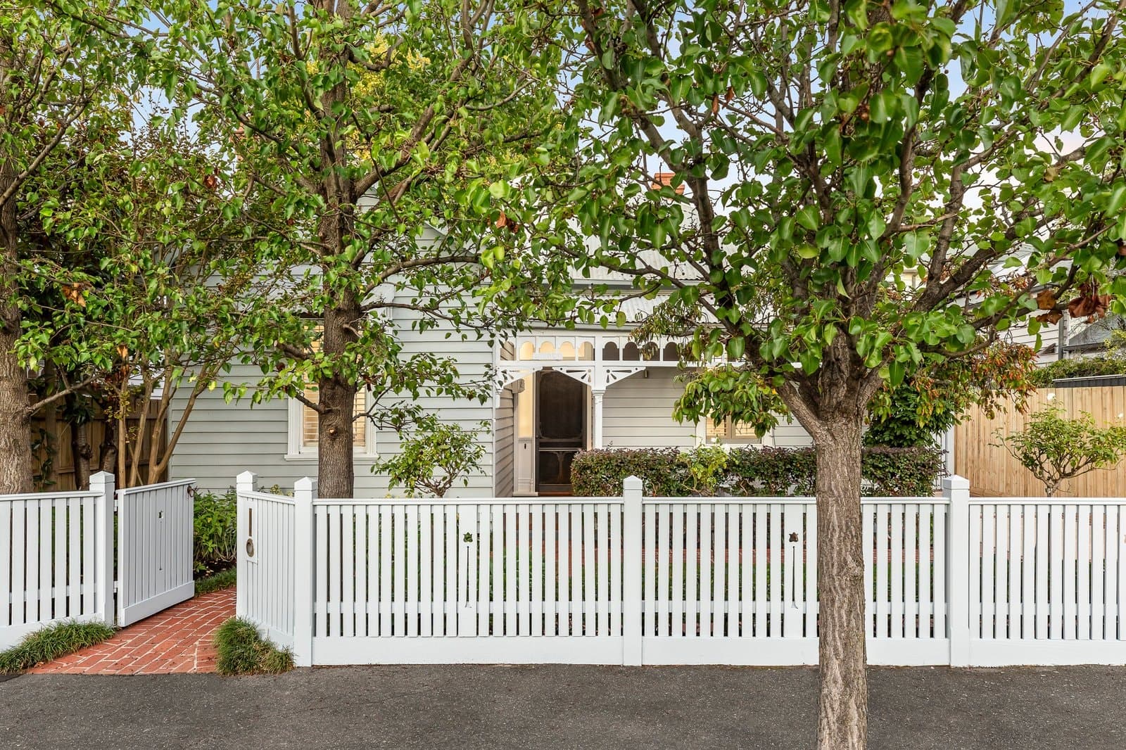 12 Hamilton Street, Brighton - Image 1