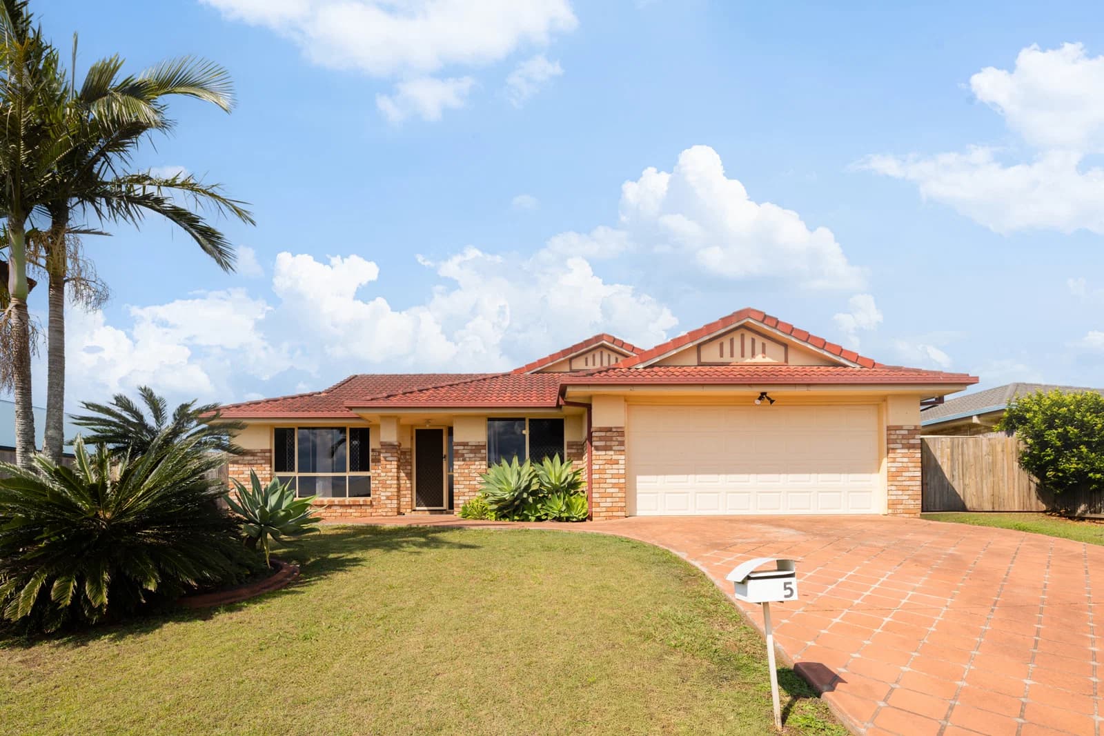 5 Kalamoun Court Dakabin QLD 4503, Dakabin - Image 1