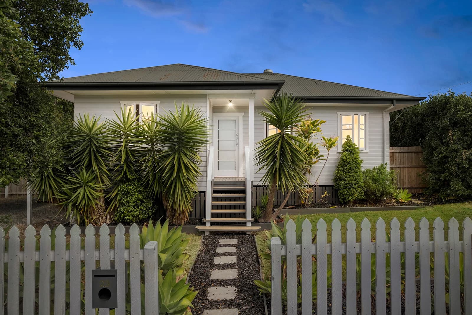 23 Blackstone Road, Eastern Heights, QLD, 4305, Eastern Heights - Image 1