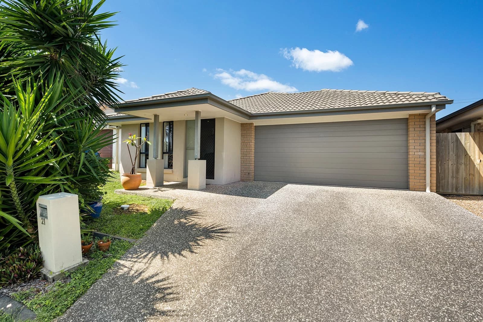 21 Honeyeater Crescent, Dakabin, QLD, 4503, Dakabin - Image 1