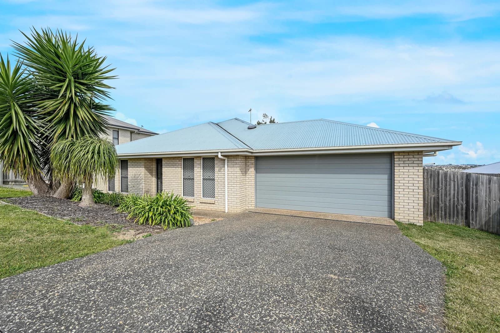 19 Cassidy Terrace, Mount Kynoch, QLD, 4350, Mount Kynoch - Image 1