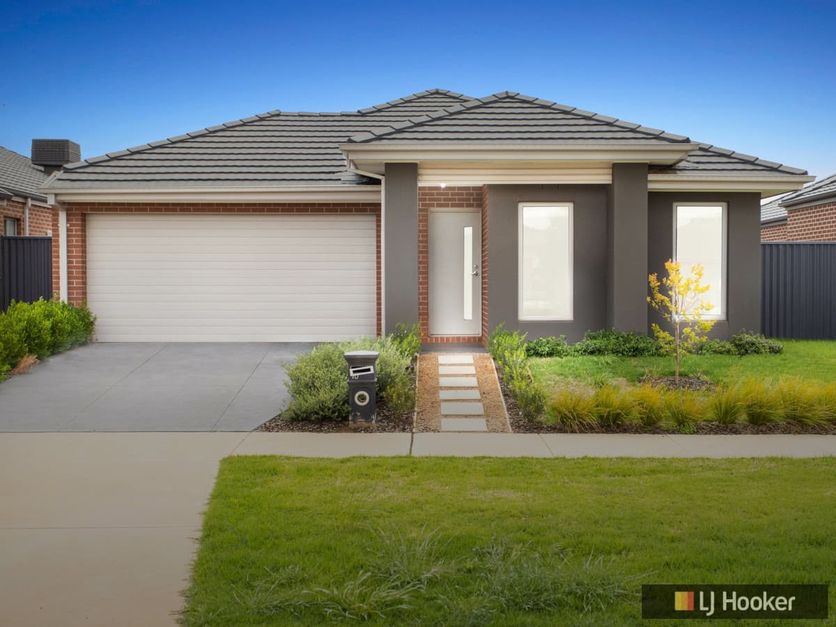 10 Tamboritha Boulevard, WEIR VIEWS VIC 3338, Weir Views - Image 1