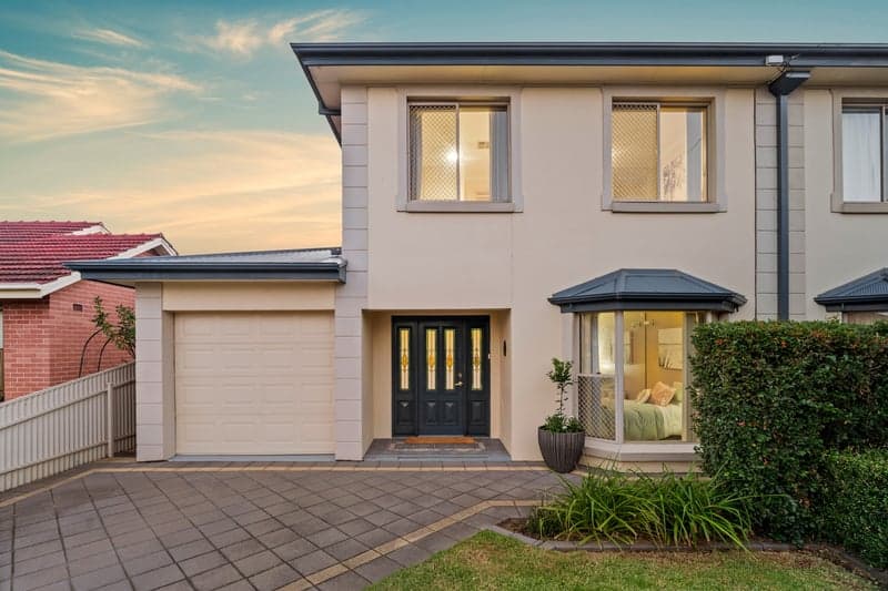 22 Yorktown Crescent, Henley Beach South - Image 1