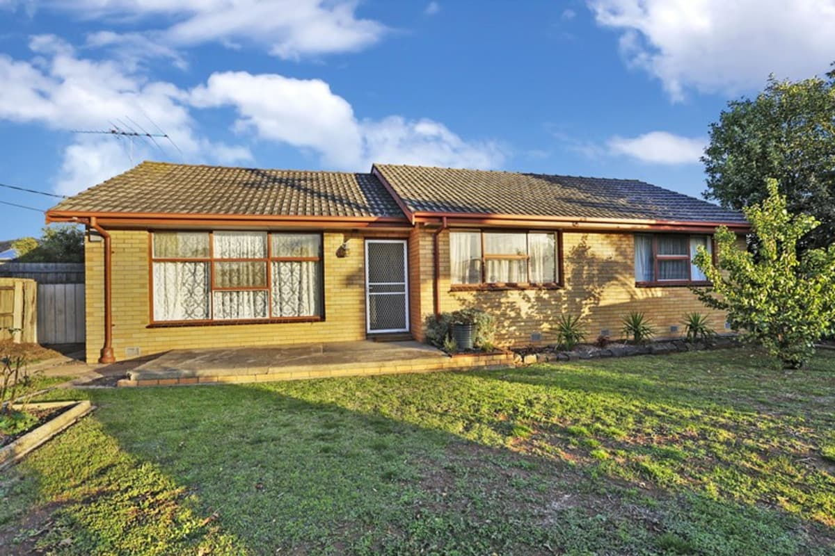 74 Flinders Avenue, LARA VIC 3212, Lara - Image 1