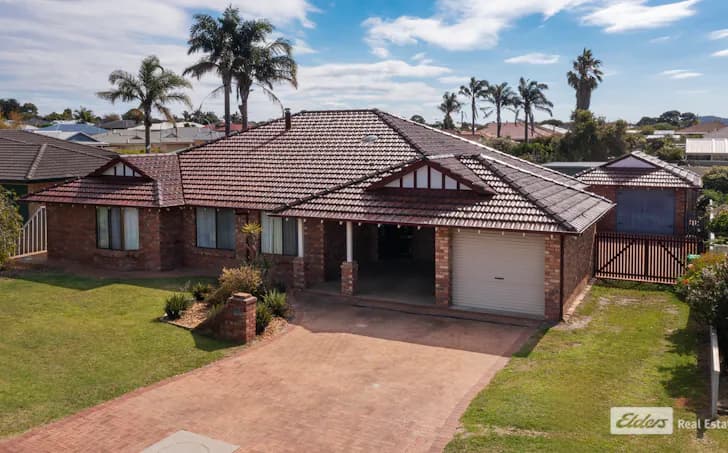 20 Salvado Road, Orana, WA, 6330, Orana - Image 1