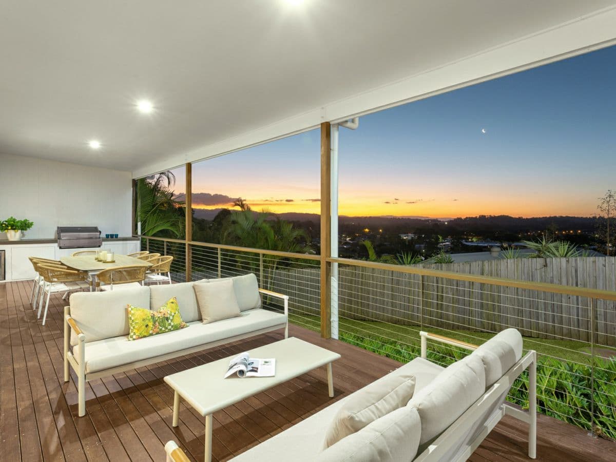 15 Barlee Court, ELANORA, Elanora - Image 1