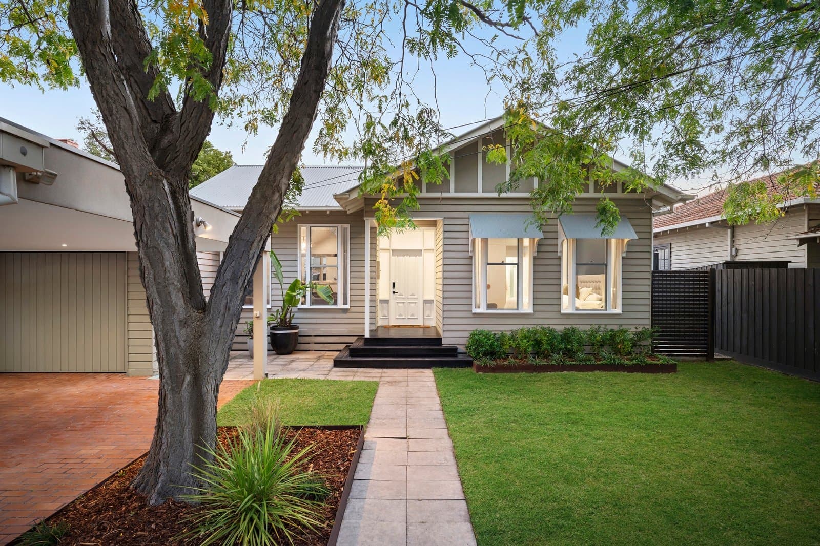 36 Villeroy Street, Hampton - Image 1