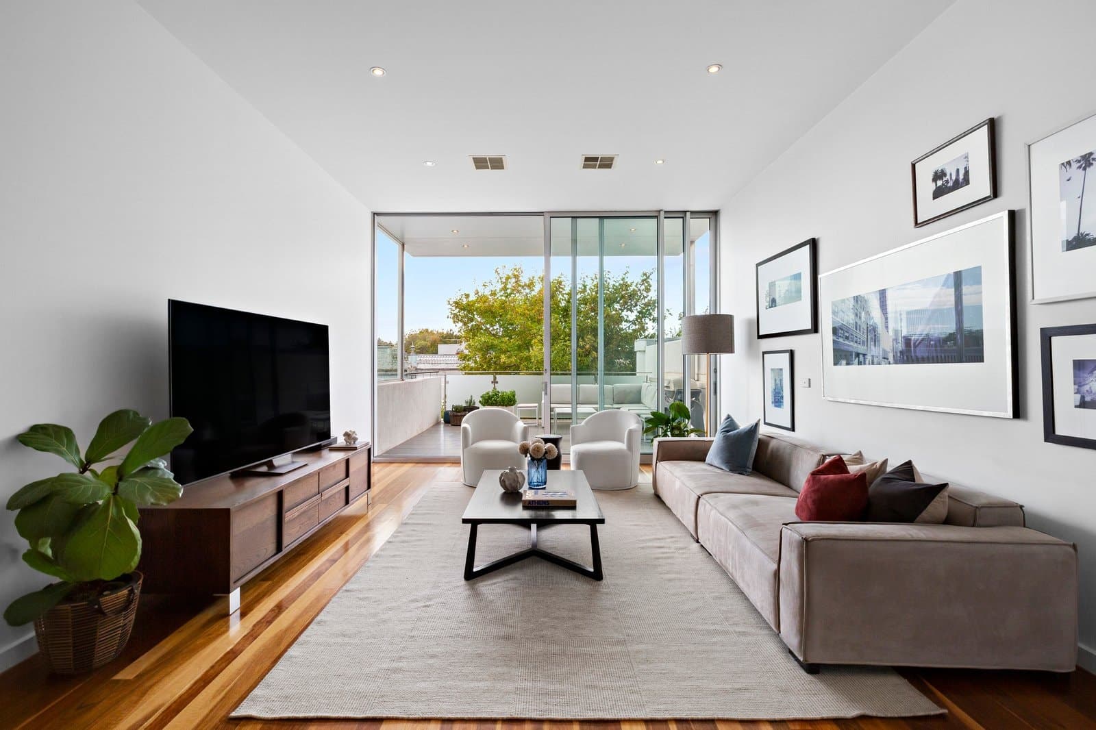 2/132 Church Street, Brighton - Image 1