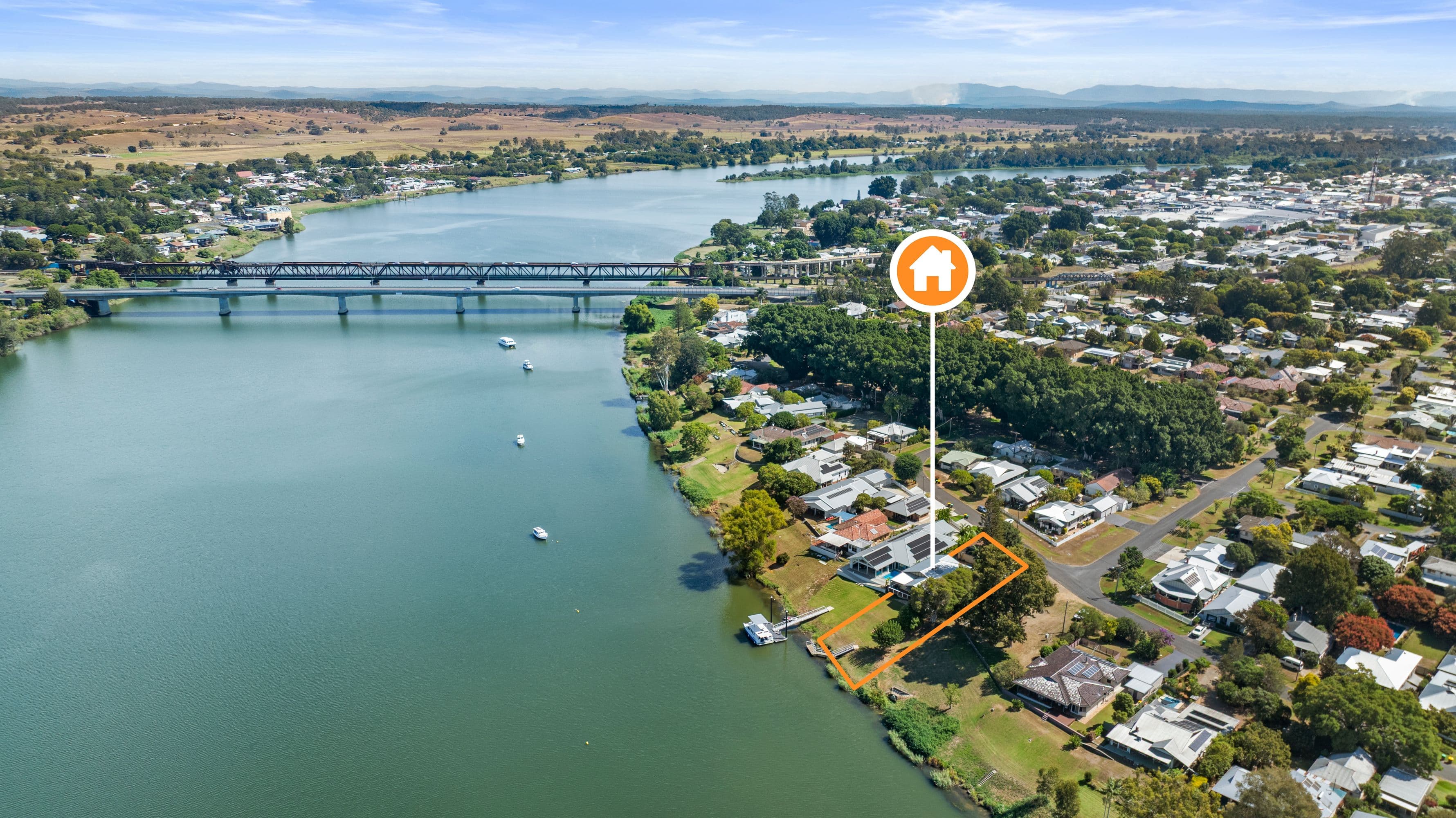 12 Dovedale Street, Grafton - Image 1