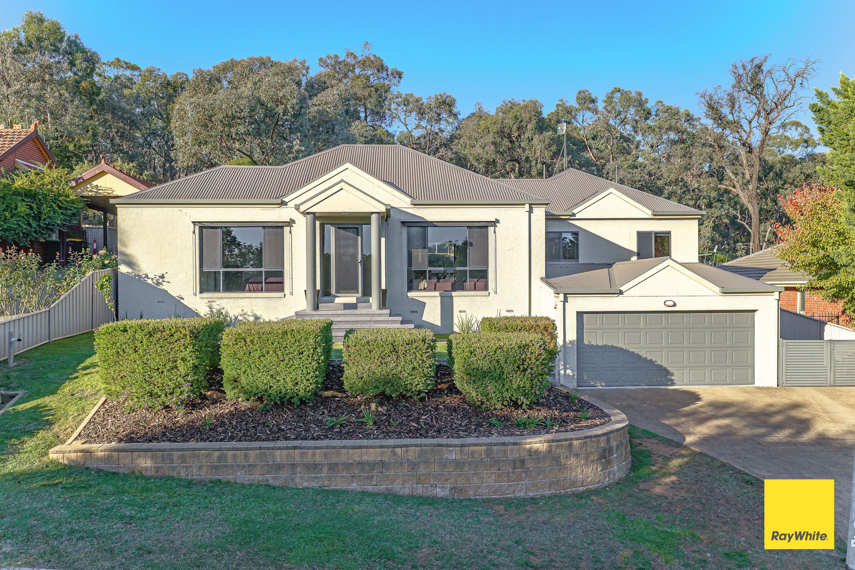 43 Broad Parade, Spring Gully VIC 3550, Spring Gully - Image 1