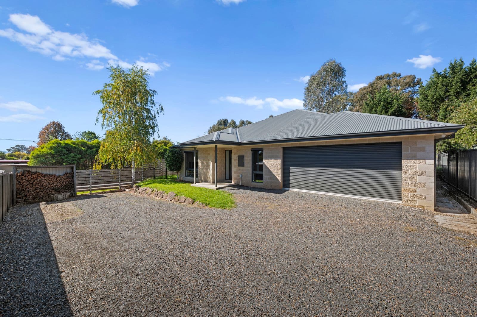 9 Farrall Court, Mansfield VIC 3722, Mansfield - Image 1