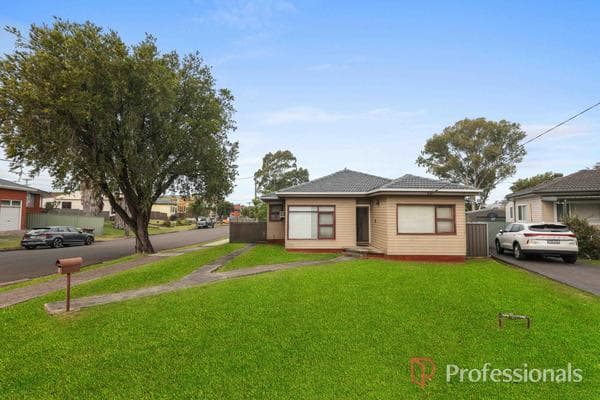 6 Brabyn Street, Fairfield West NSW 2165, Fairfield West - Image 1