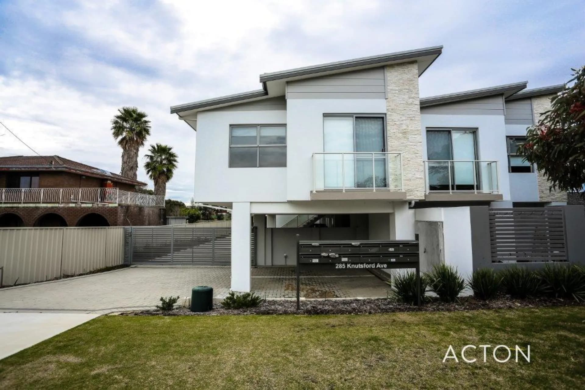 4/285 Knutsford Street, Kewdale, WA, Kewdale - Image 1