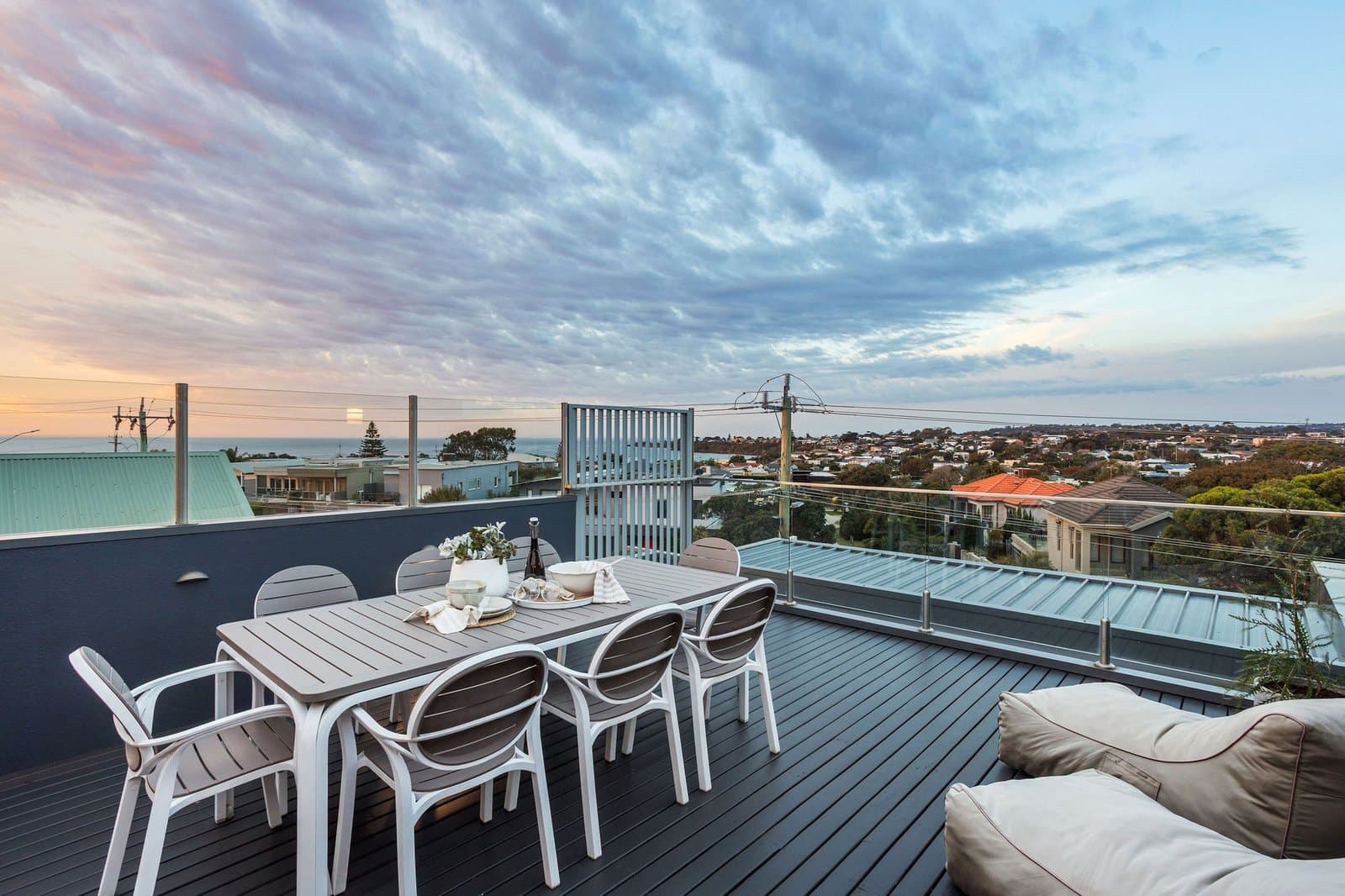 9 Strachans Road, Mornington - Image 1