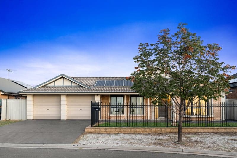 35 Amberwell Terrace, Burton - Image 1