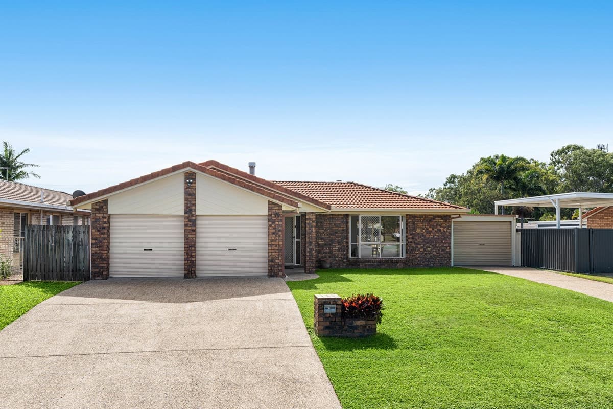 17 Duck Street, Birkdale - Image 1