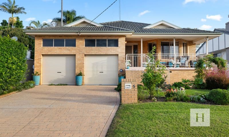 5 Ballarat Avenue, Mannering Park, NSW 2259, Mannering Park - Image 1