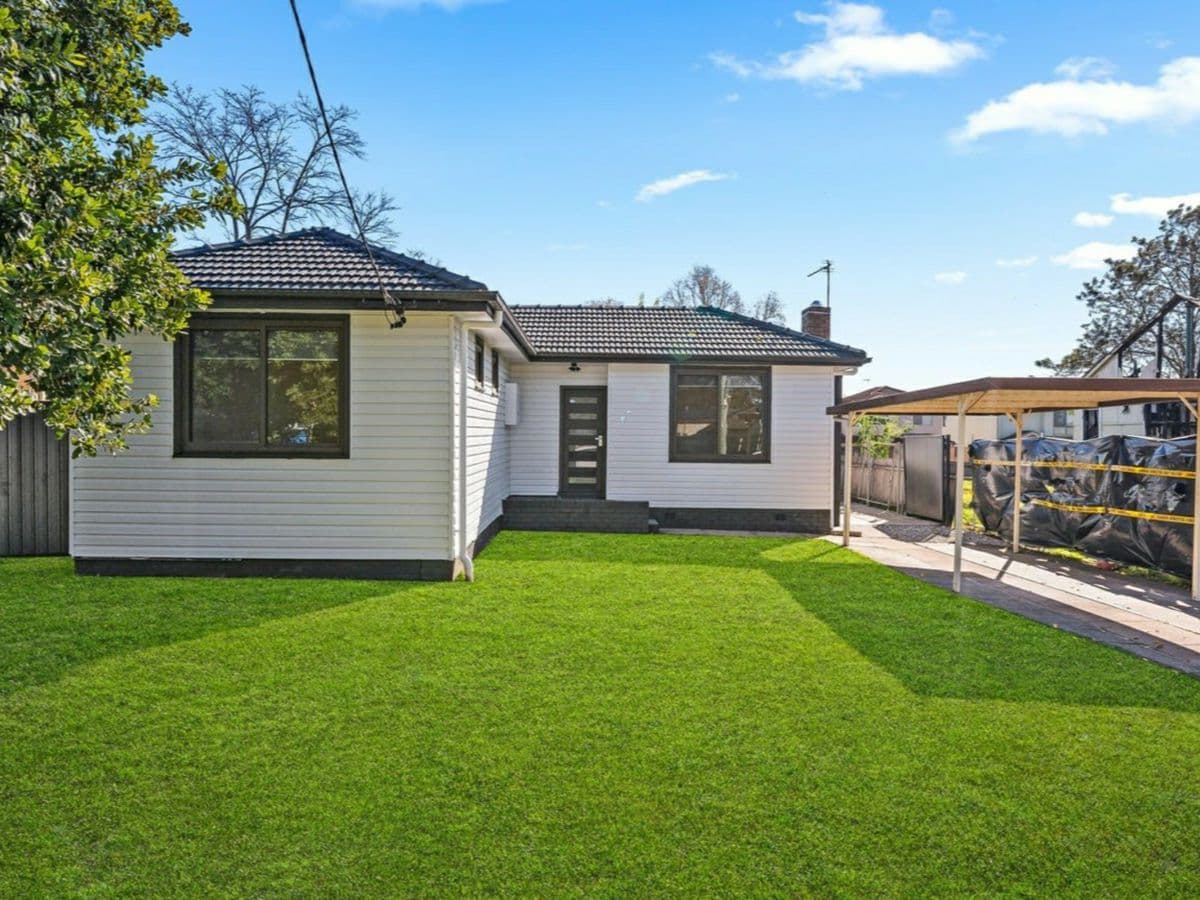 105 Mileham Street, SOUTH WINDSOR, South Windsor - Image 1
